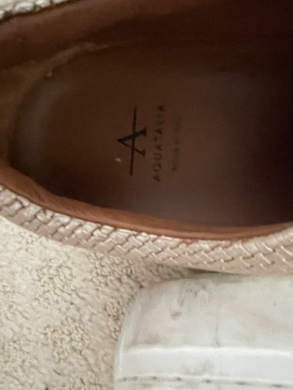 Aquatalia Avery Platinum embossed waterproof leather lace up sneakers size 7.5 - Picture 5 of 12